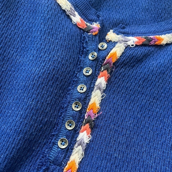 EUC [We The Free ✵ People] Blue Top + Embroidered Long Sleeve Henley Tee | Small - Picture 8 of 15